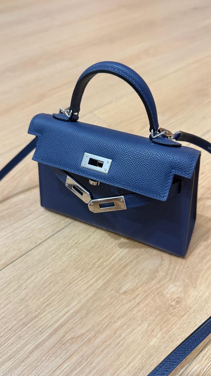 Mini Kelly в глубоком синем оттенке