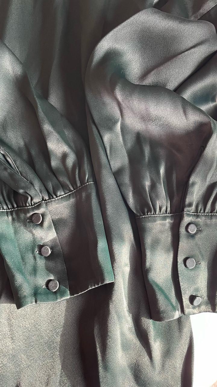 Блуза Uterque красивого изумрудного цвета