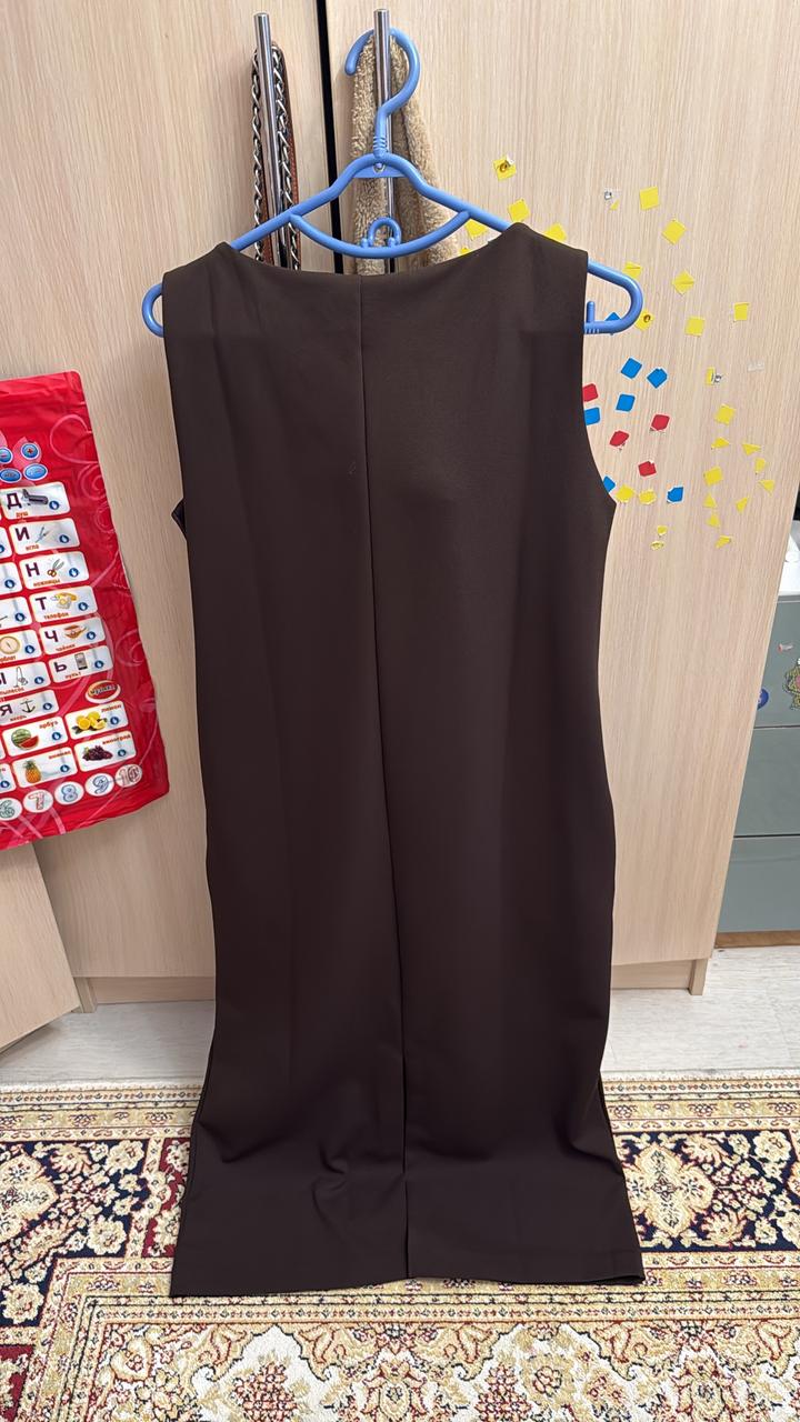 Платье Бренда Юникло