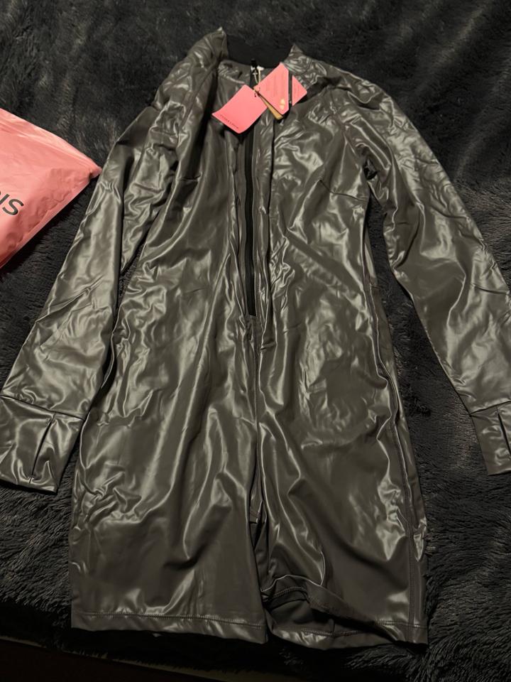 Утягивающий костюм новый