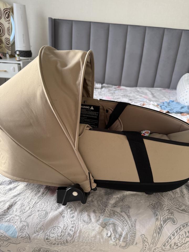 Люблю для коляски уоуо