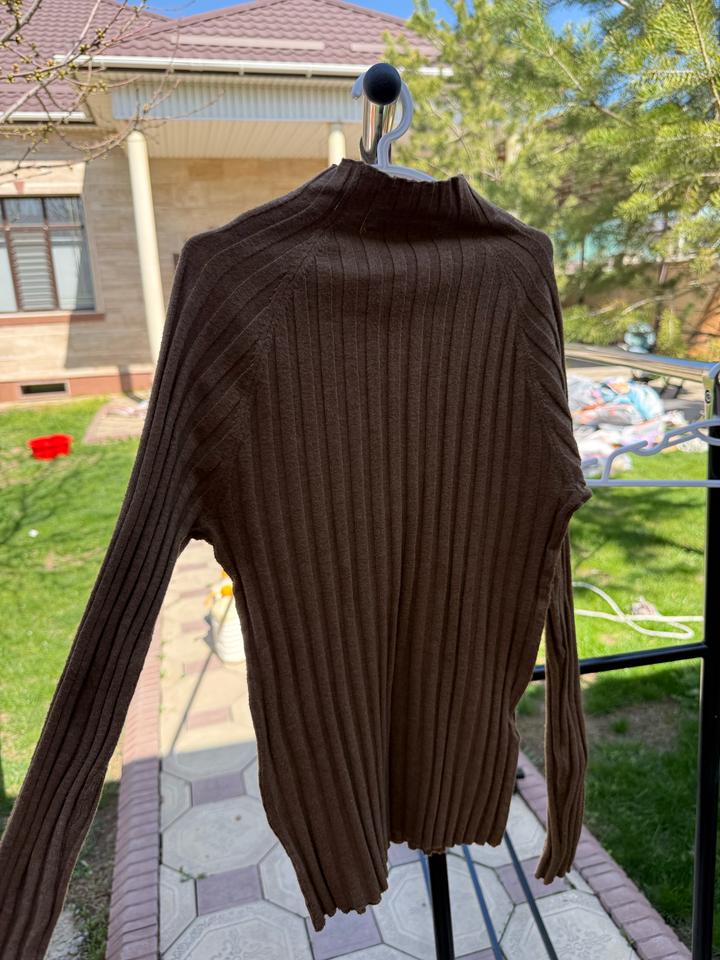 Лонгслив в рубчик