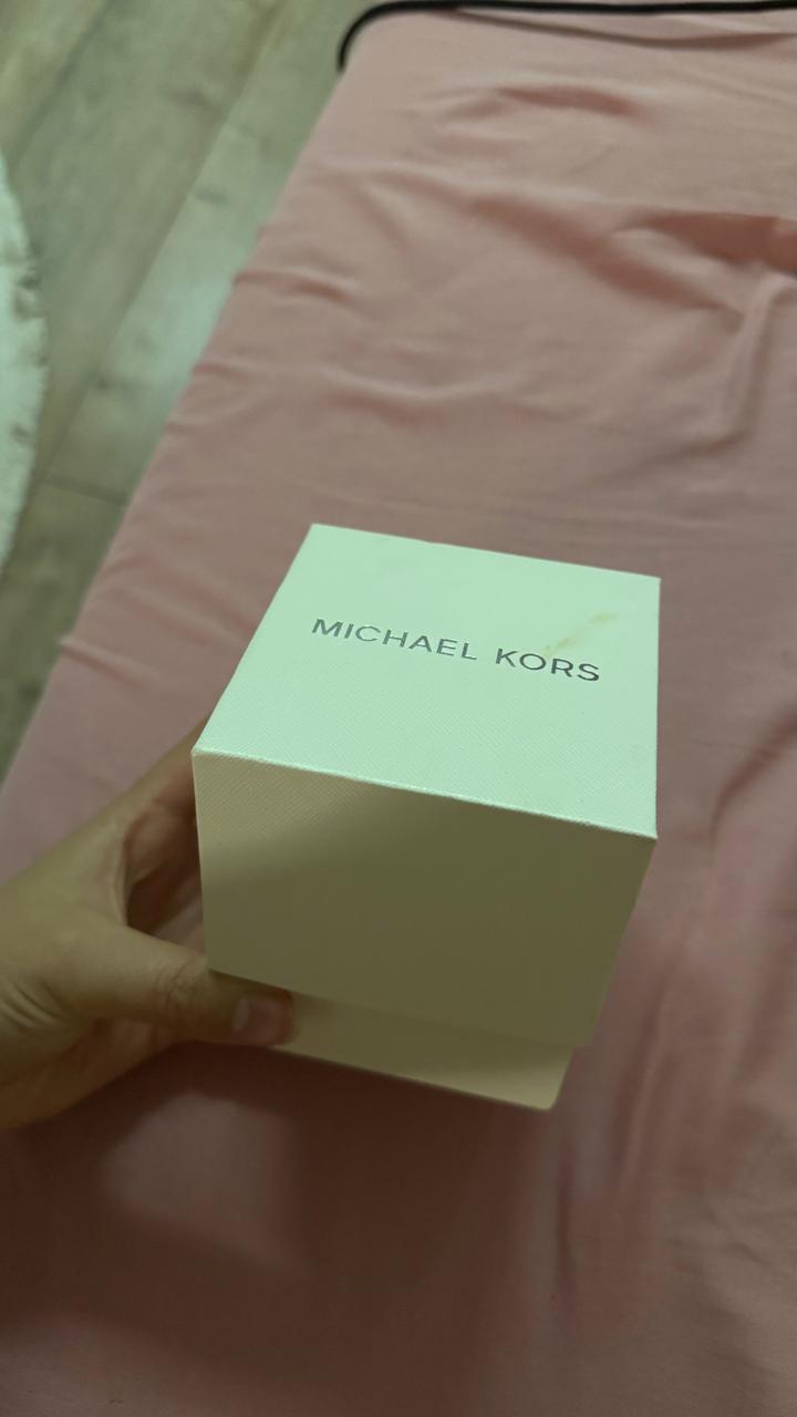 Часы Michael Kors