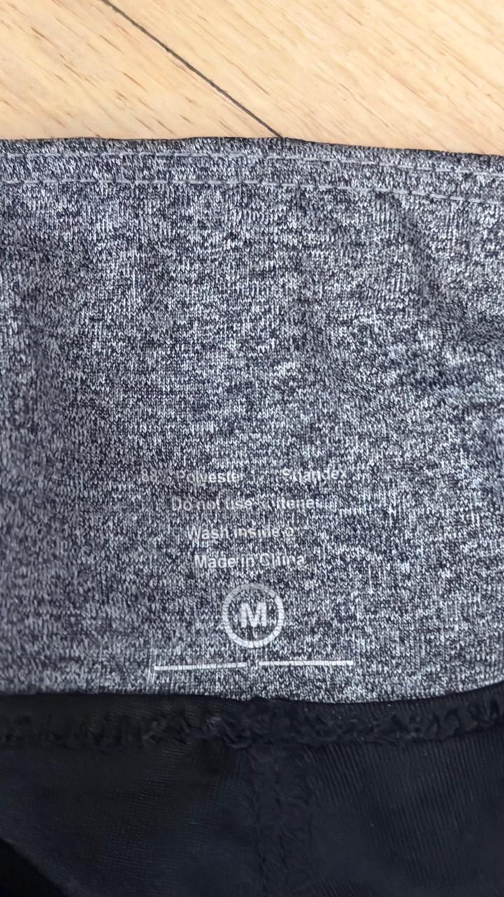 Спортивные шорты