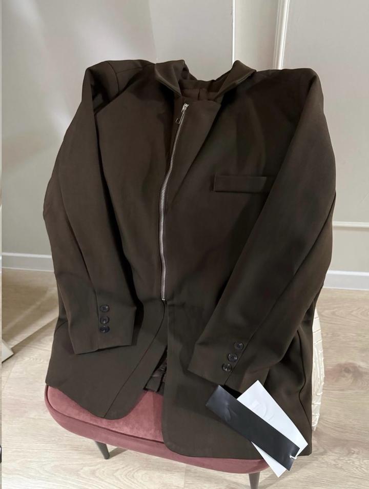 Пиджак коричневый