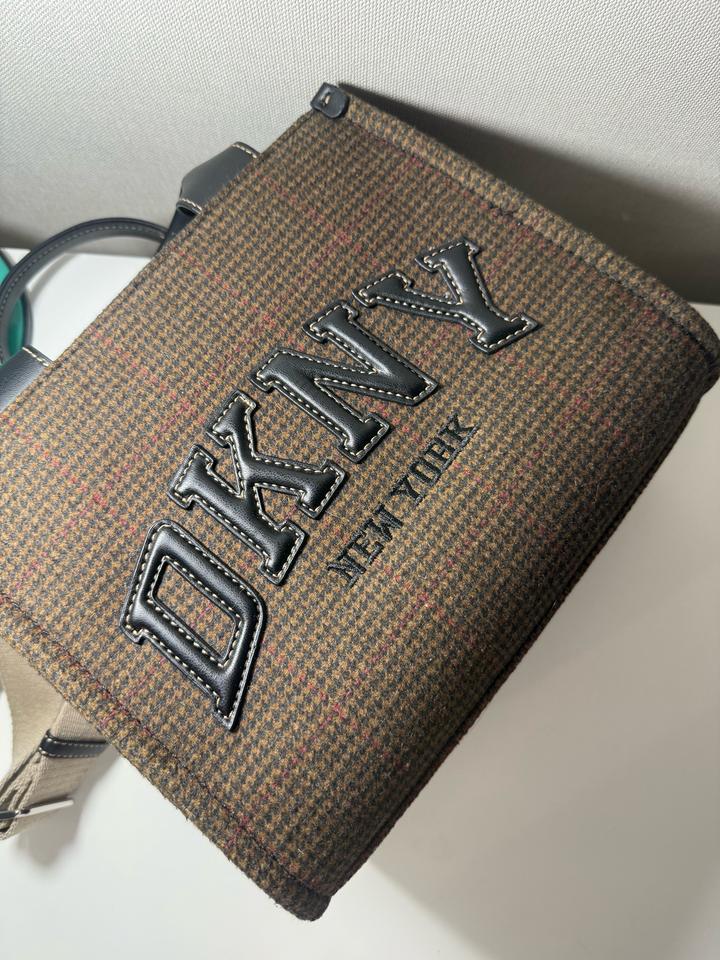 Сумка DKNY