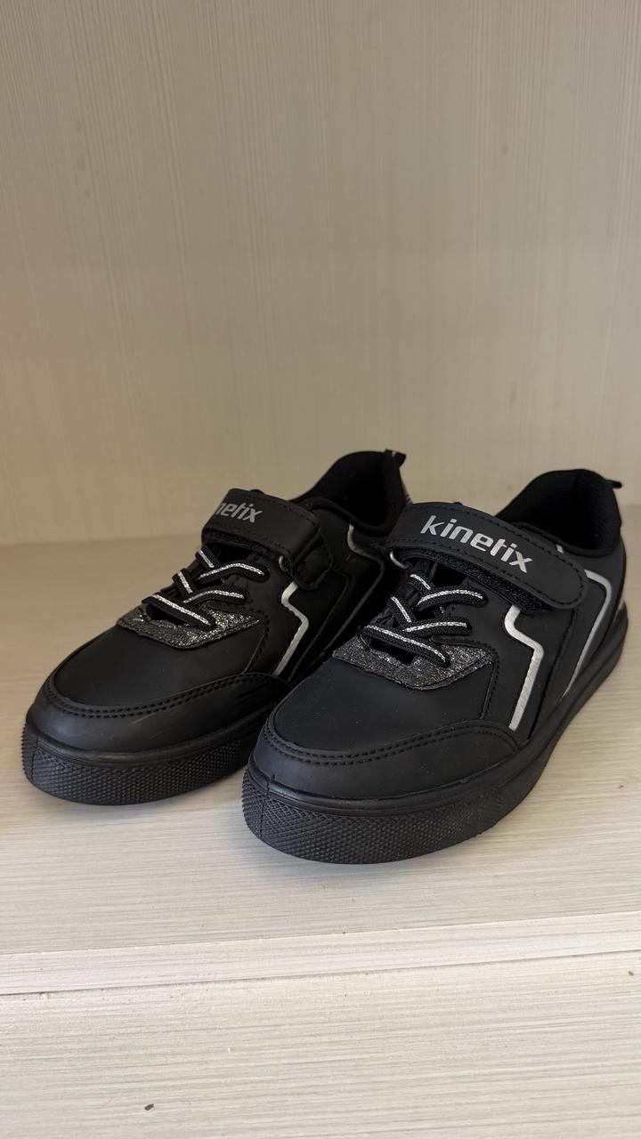 Кроссовки Kinetix
