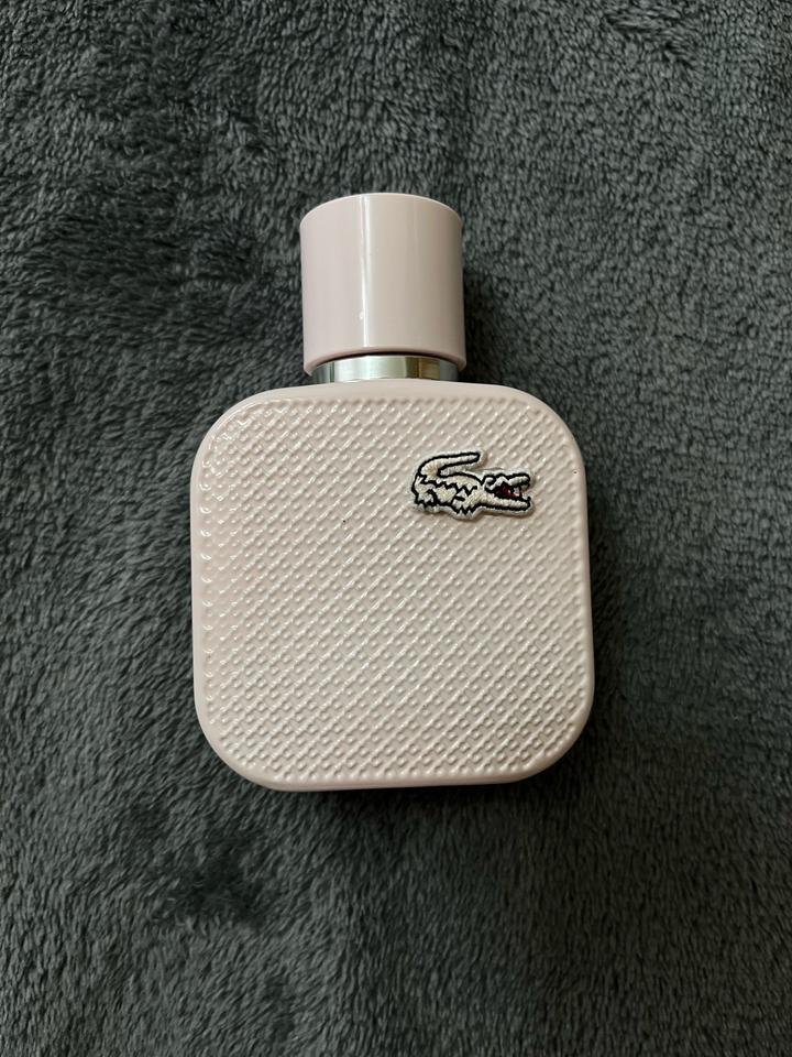 Lacoste rose 30 мл остаток где то 20 мл