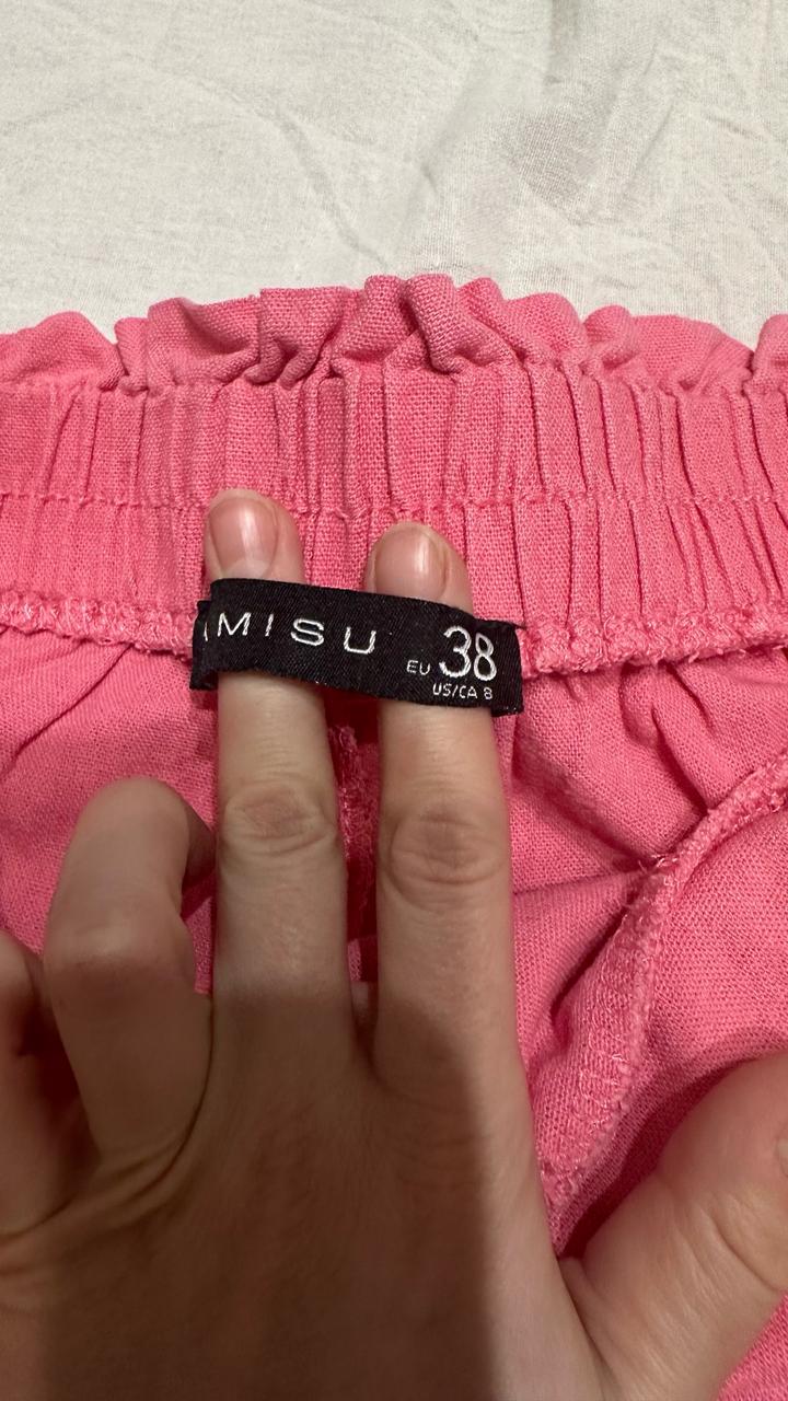 Лёгкие шорты в сочном розовом оттенке 🌸