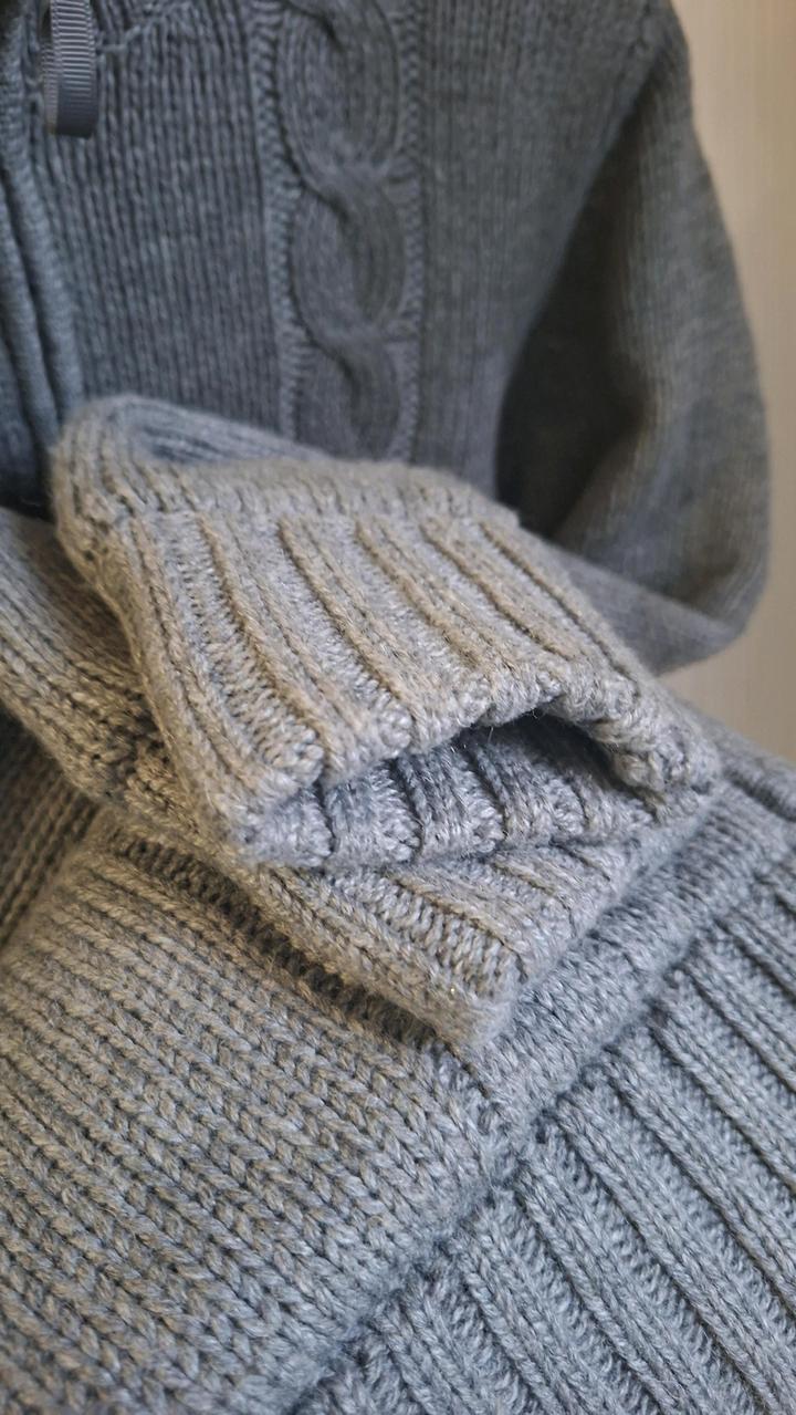 Тёплый кардиган от Alex Crane