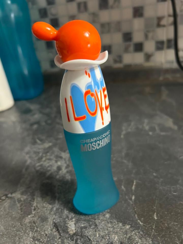 Moschino I LOVE LOVE