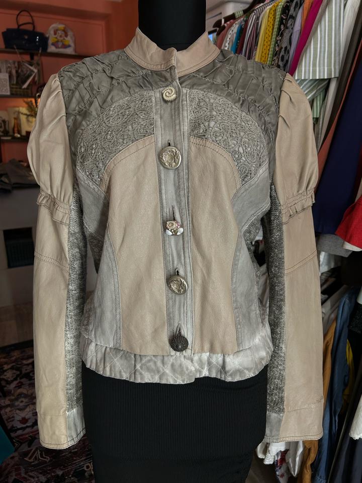 Кожаная куртка