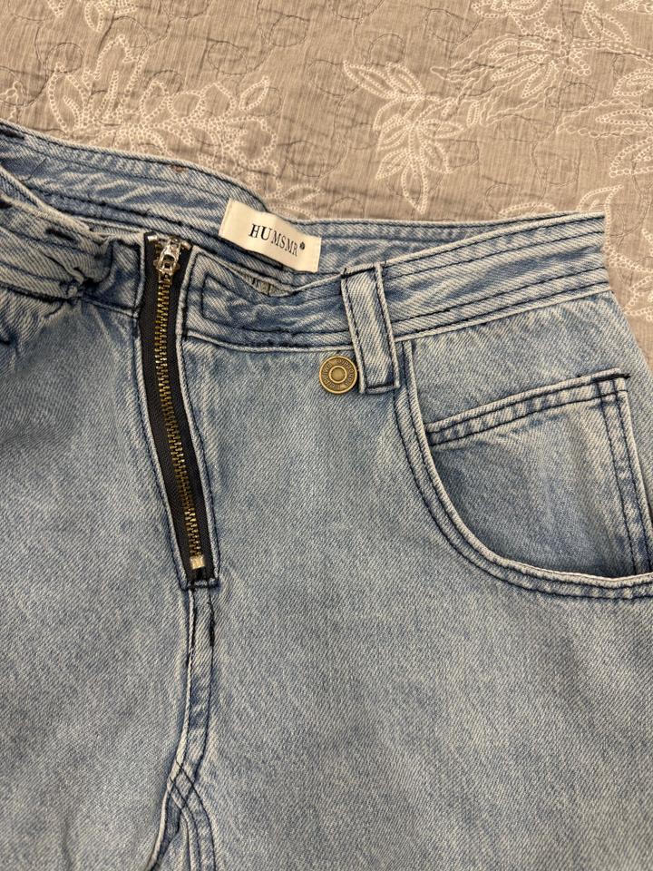 Женские джинсы