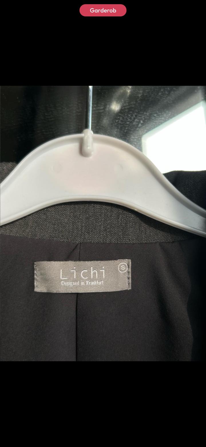 Кроп пиджак Lichi