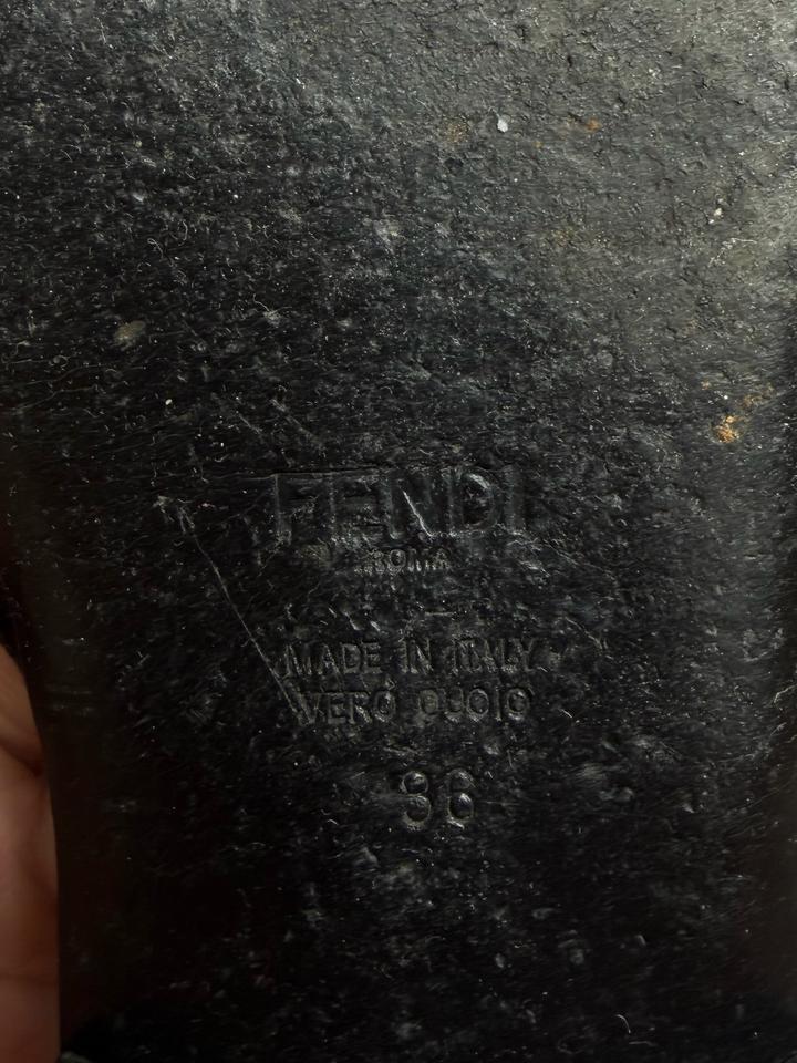 вьетнамки Fendi