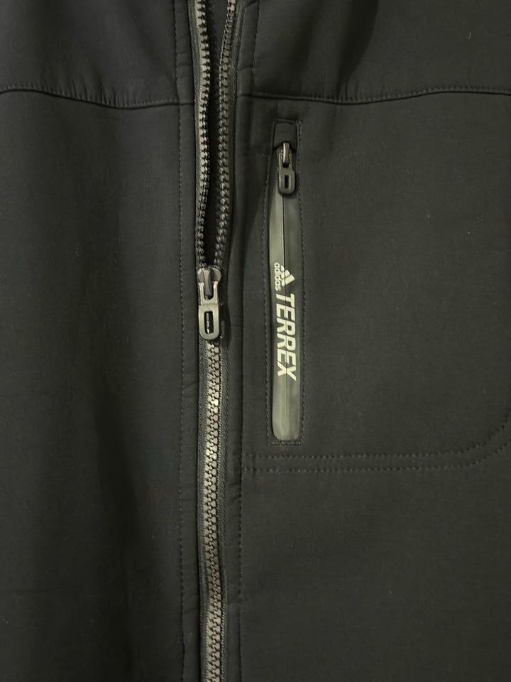 Мужская курточка Adidas m