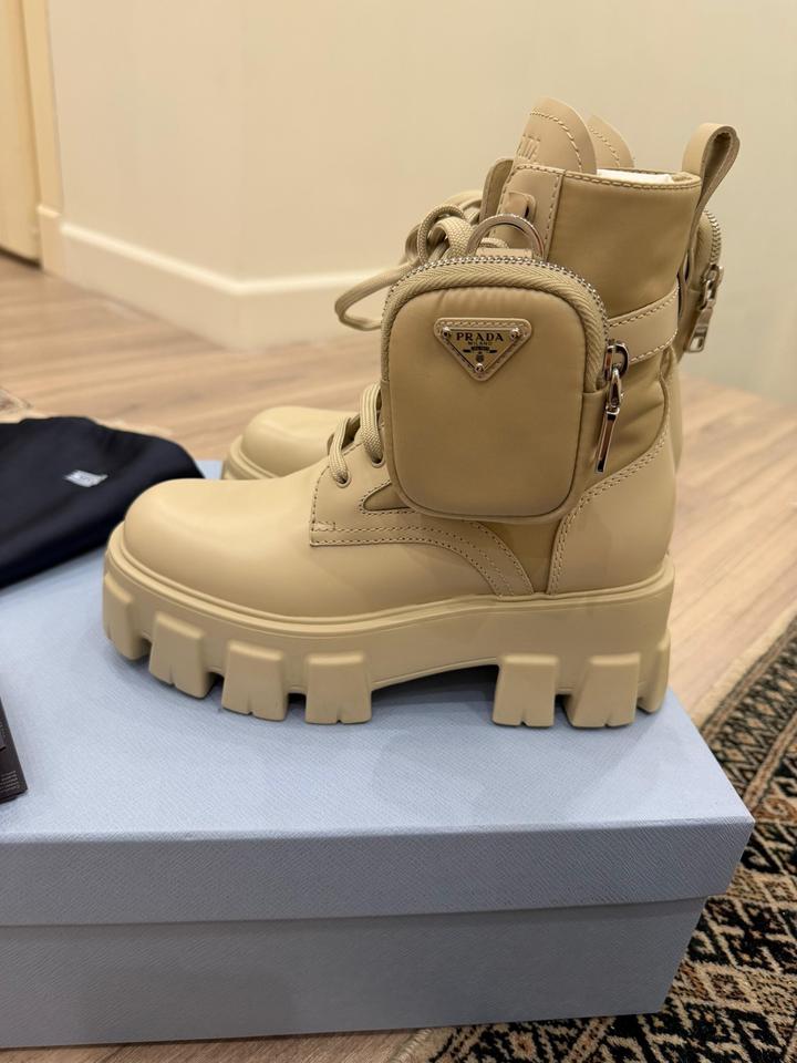 Ботинки Prada Monolith