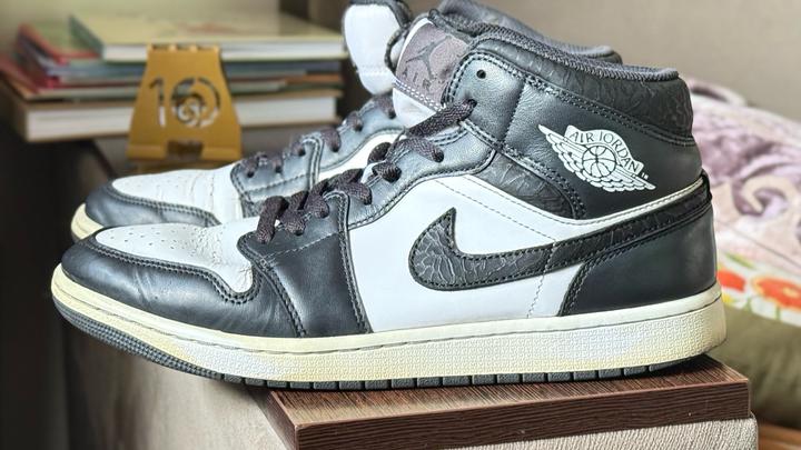 Кроссовки Nike Air Jordan черно белые