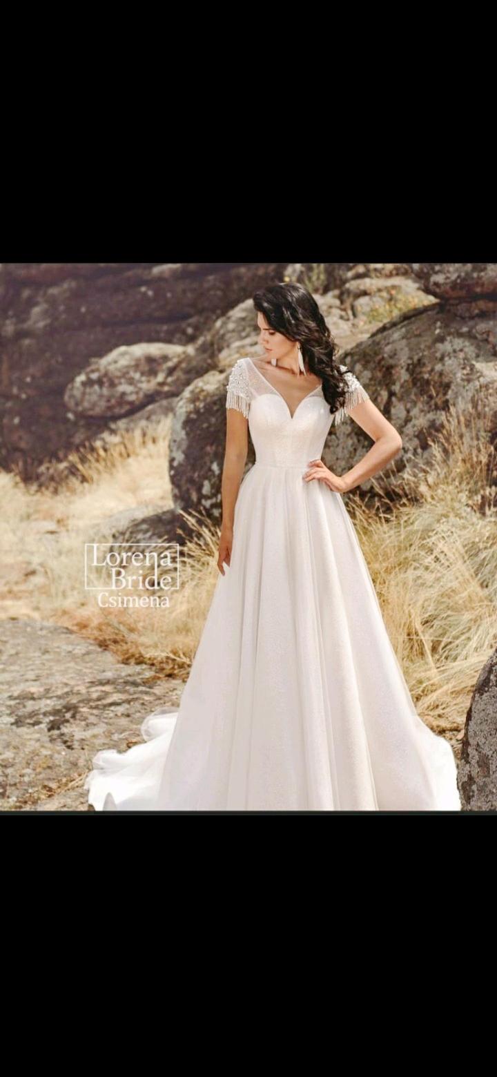 Свадебное платье испанского брэнда Lorena bride