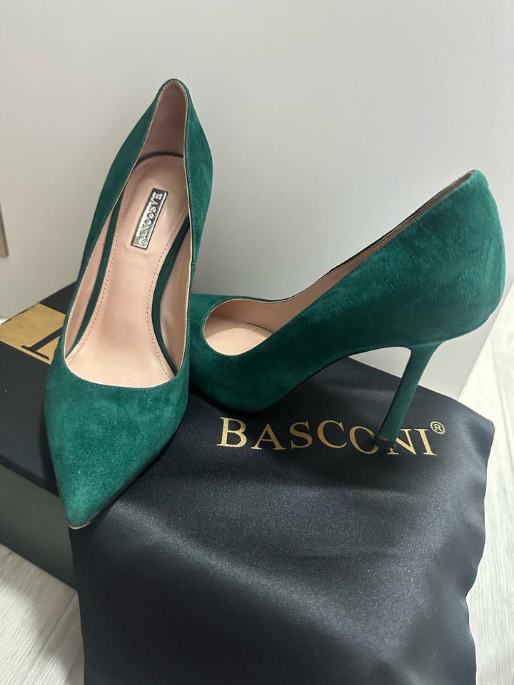 Изумрудные туфли Basconi