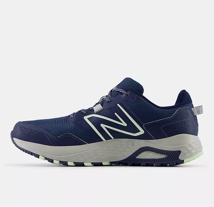 Синние кроссовки New Balance 410 v8