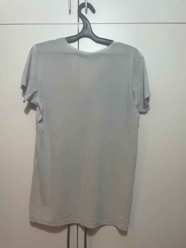 Футболка Uniqlo