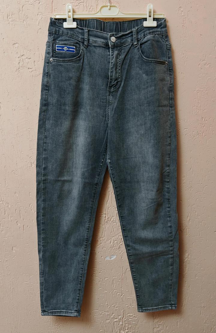 Джинсы бананы