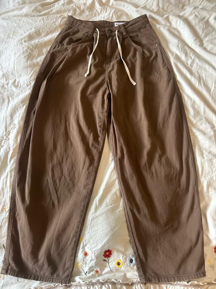 Джинсы Bershka
