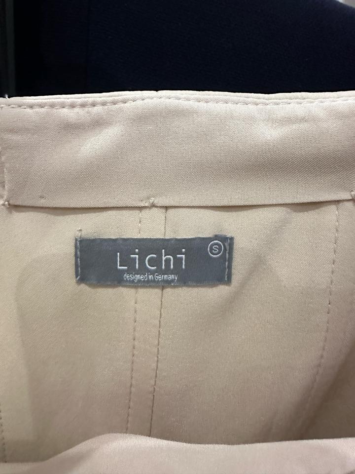 Атласный топ с длинными рукавами Lichi