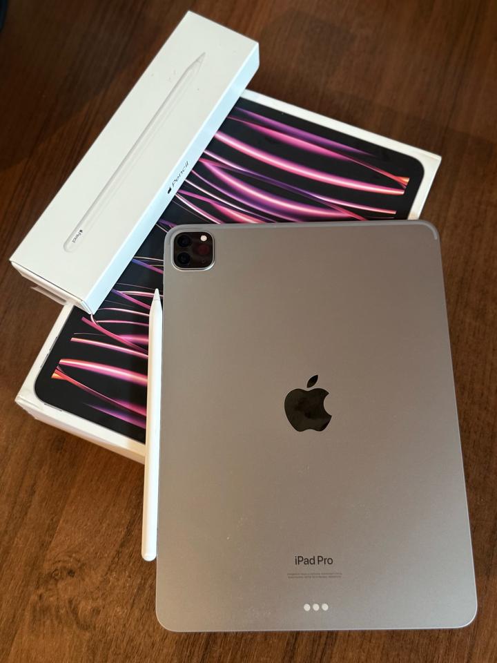Планшет iPad Pro 11-inch 2022г (4th Generation) Wi-Fi 256GB