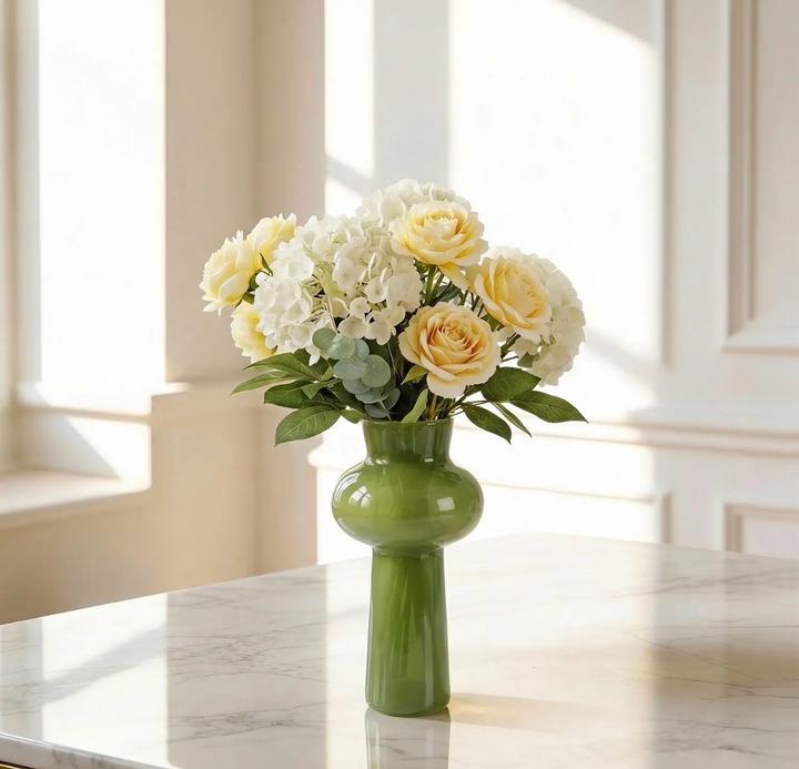 Ваза из стекла