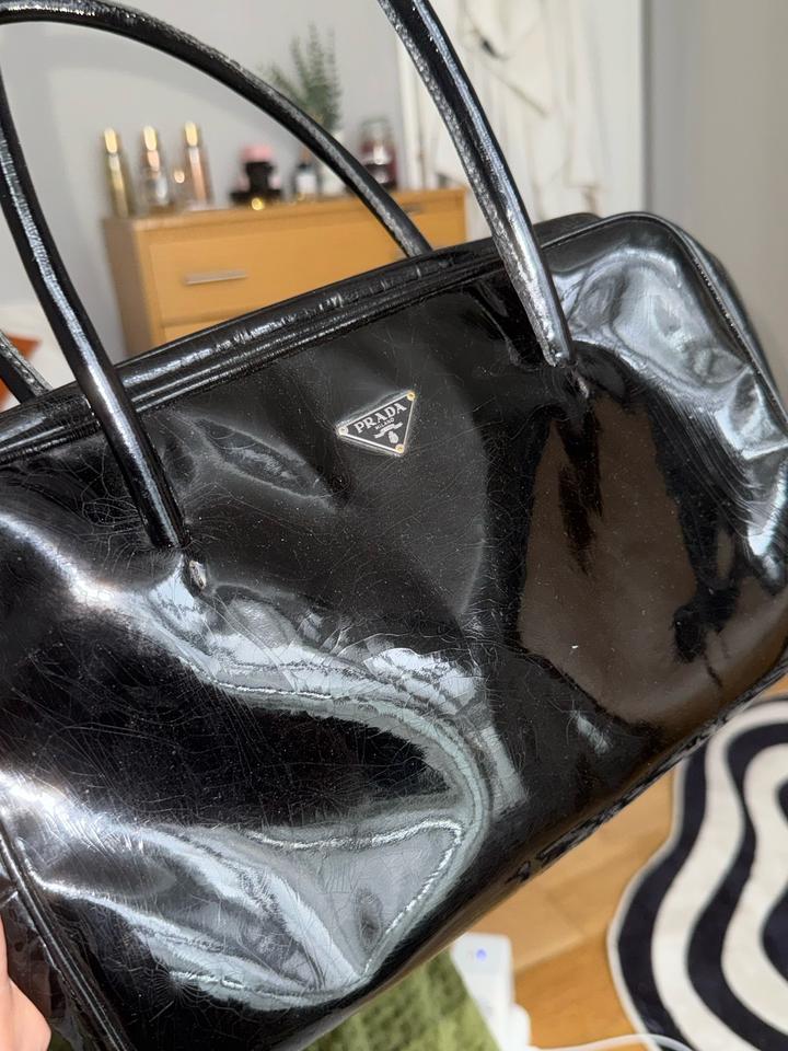 Винтажная сумка Prada