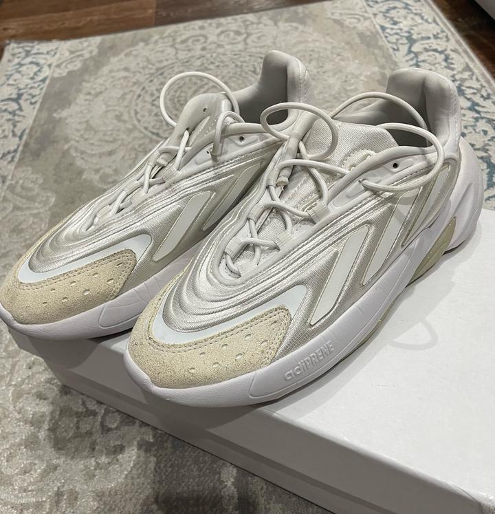 Кроссовки Adidas