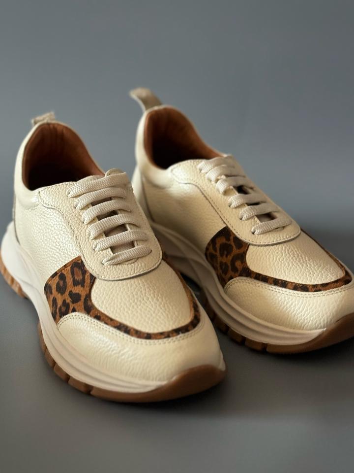 Новые кроссовки натуральные кожа, Турция