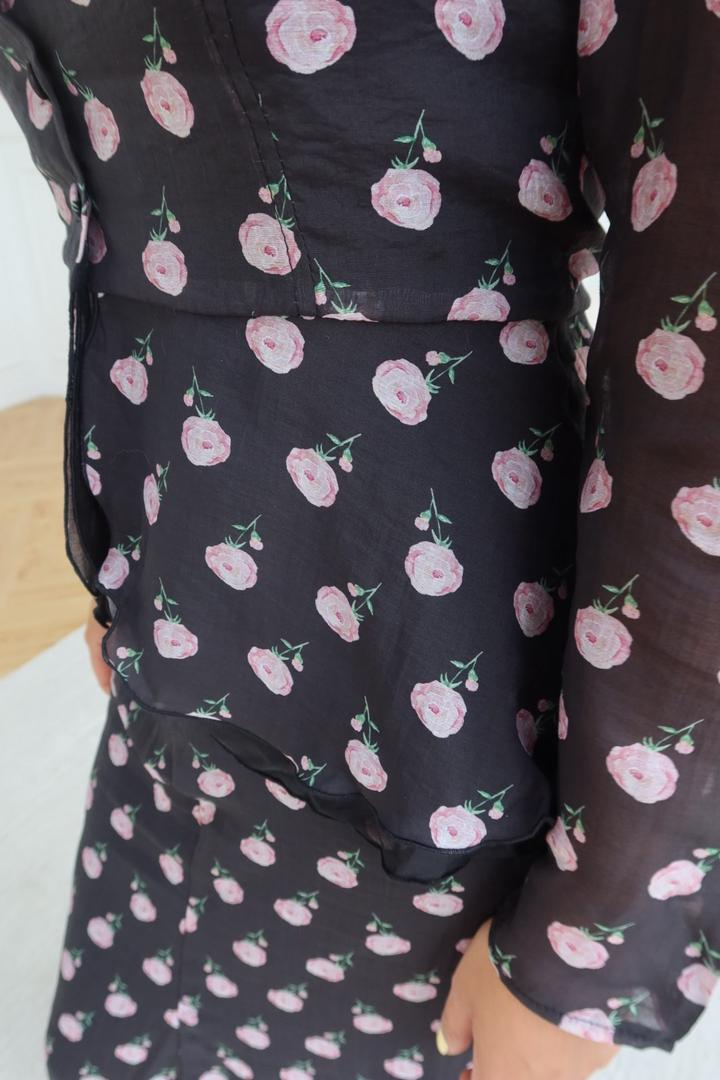 Двойка в цветочек