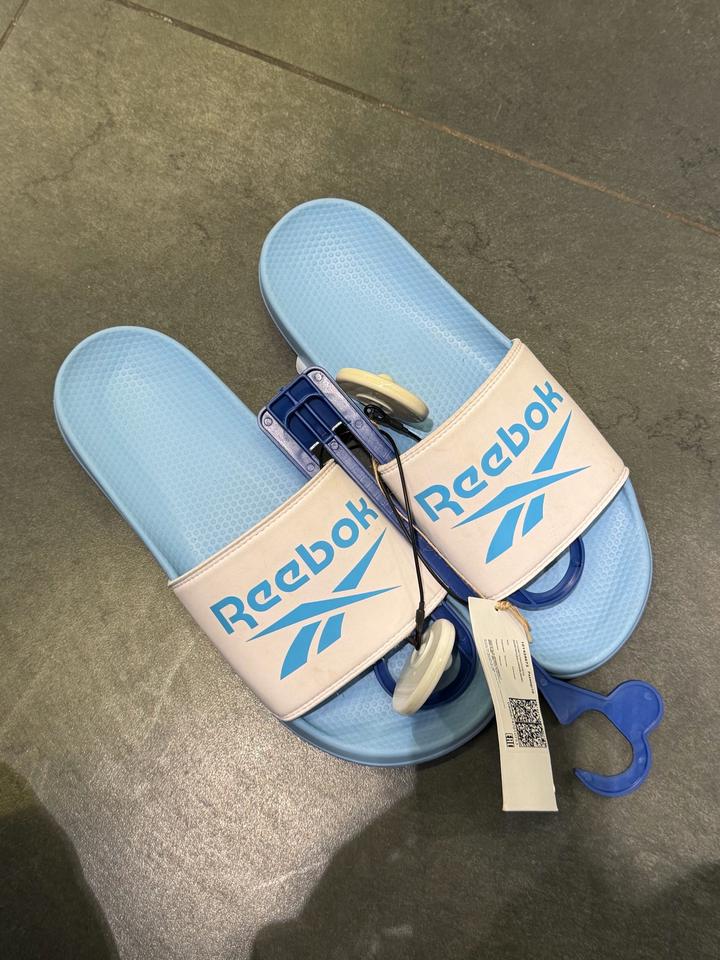 Шлепанцы