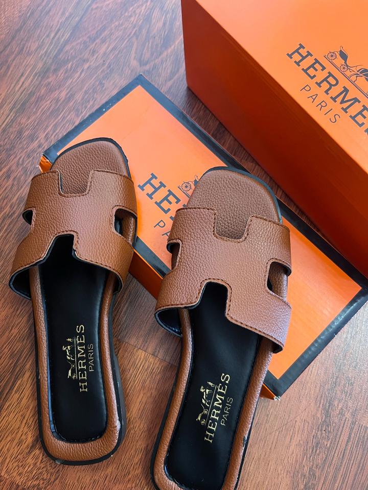 Новые тапочки Hermès