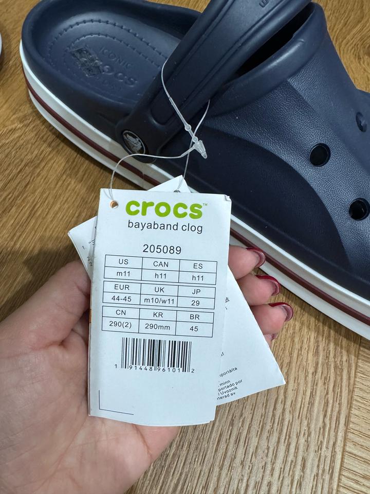 Crocs