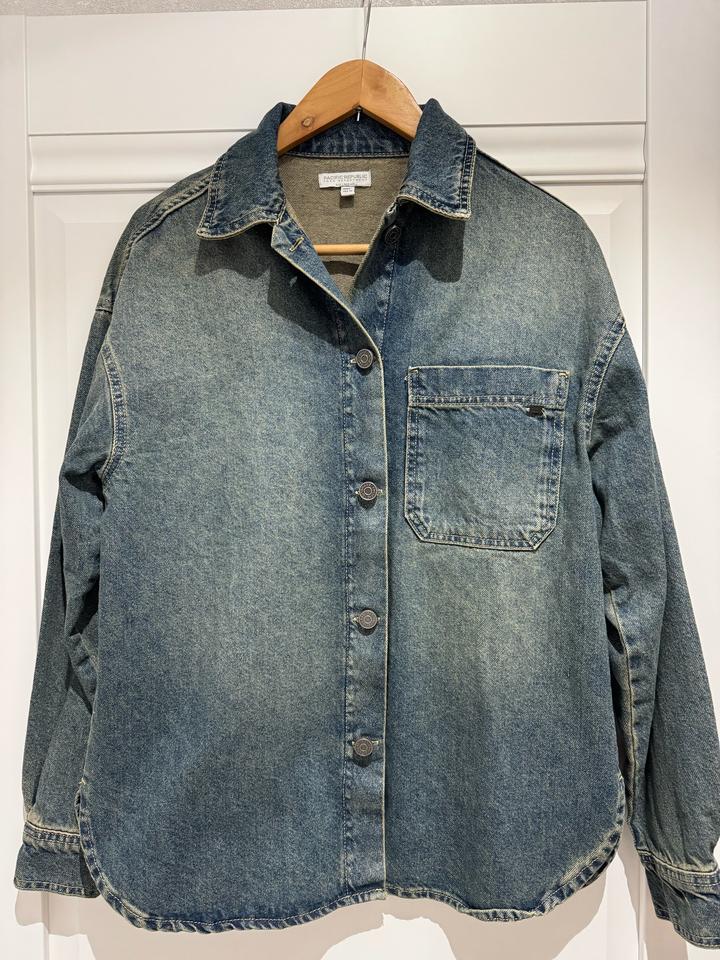 Джинсовая рубашка Pull&Bear