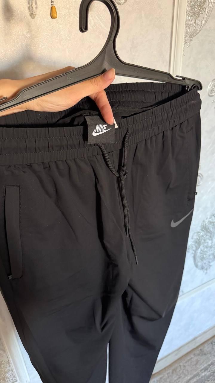 Спортивные штаны