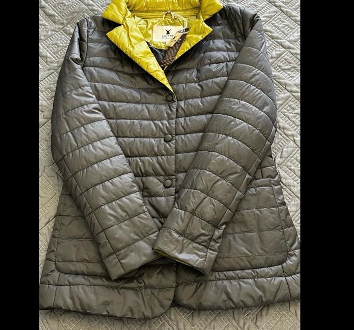 Легкая курточка на пуху