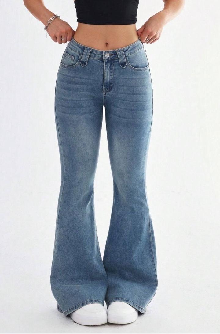 Джинсы клеш