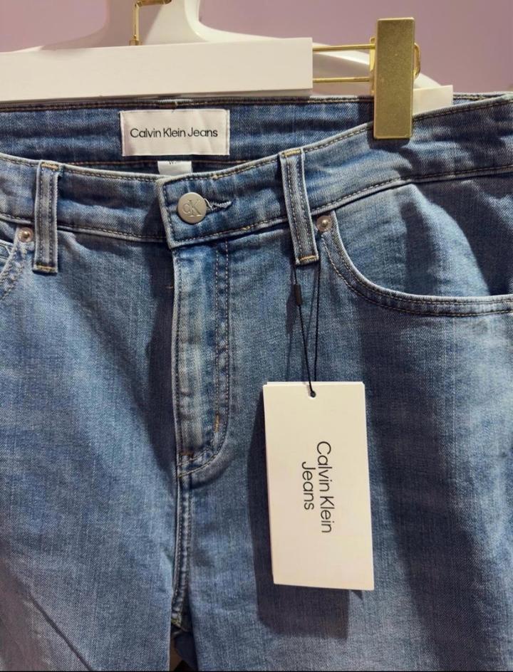Джинсы Calvin Klein Jeans Slim Boot, 30р