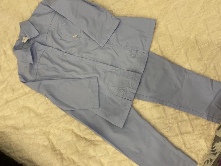 Медицинский хирургический костюм