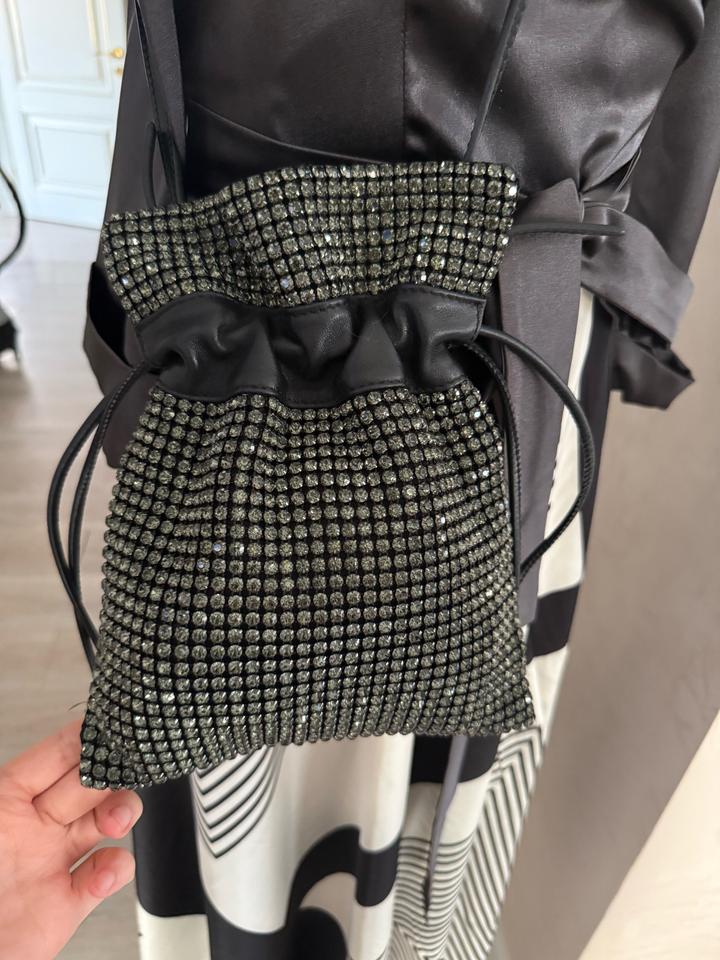 Черная сумочка