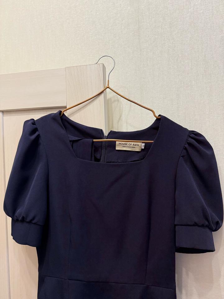 Темно-синнее платье от house of Raya