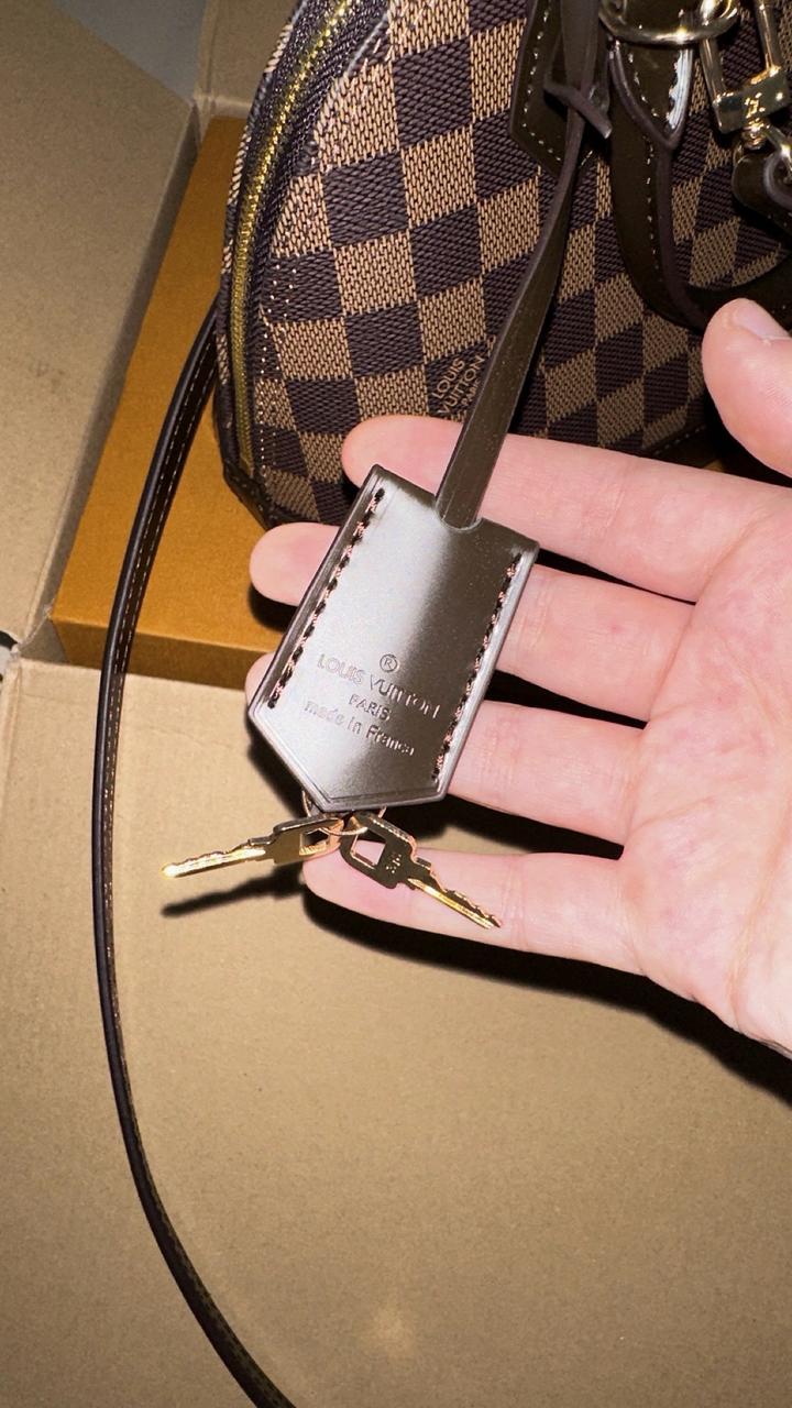 Сумка Louis Vuitton Alma bb