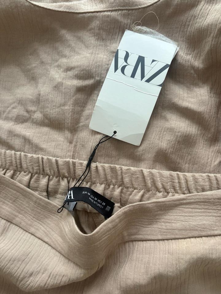 Двойка Zara