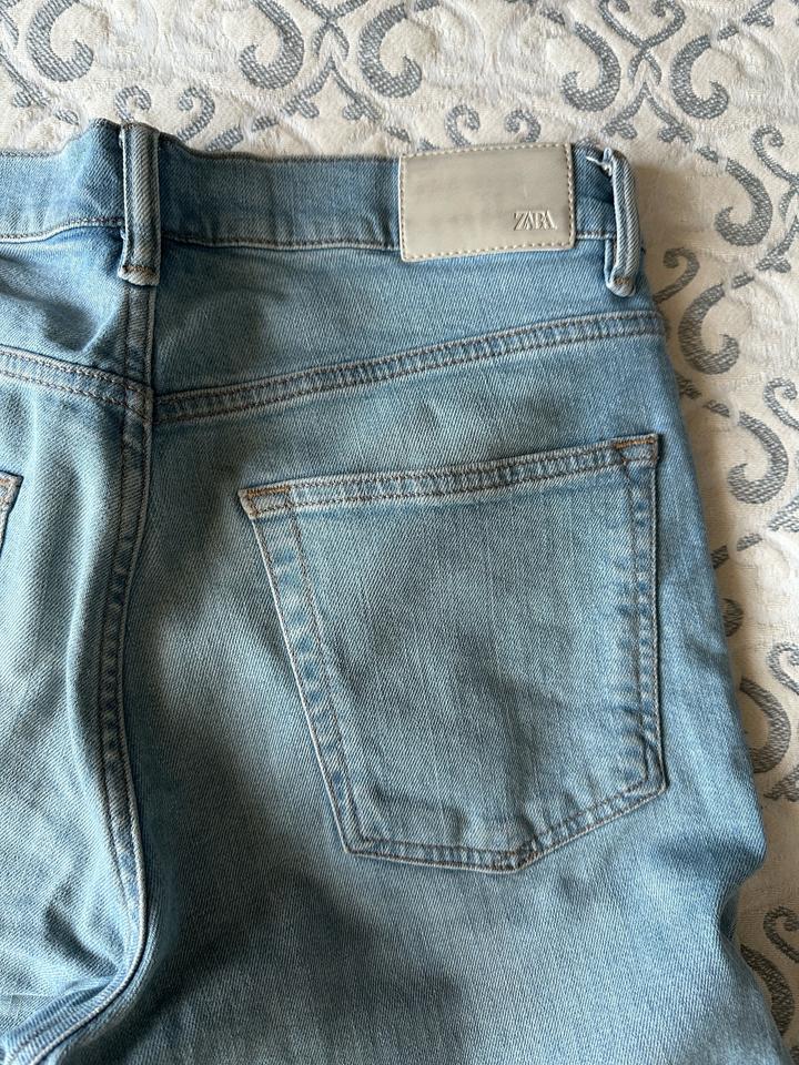 Мужские джинсы Zara
