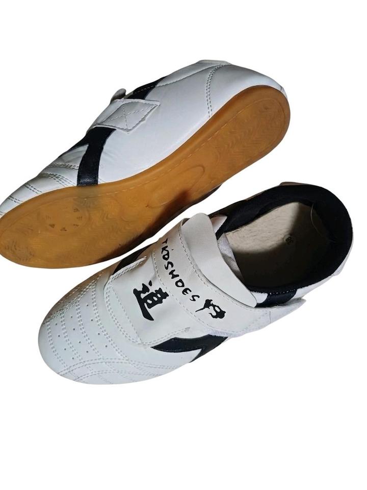 Степки для тхэквондо (обувь для единоборств) TKDSHOES, 38 размер